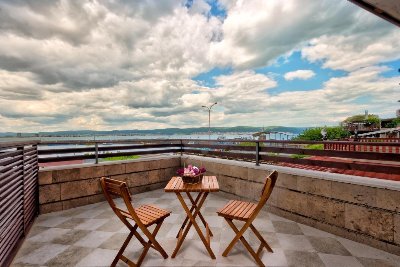Panorama Blue Family Hotel And Free Parking Nesebar Esterno foto