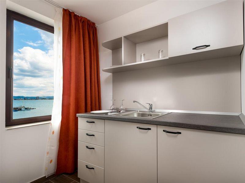 Panorama Blue Family Hotel And Free Parking Nesebar Esterno foto
