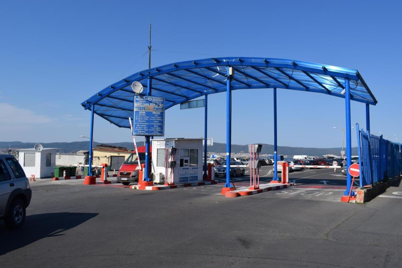 Panorama Blue Family Hotel And Free Parking Nesebar Esterno foto