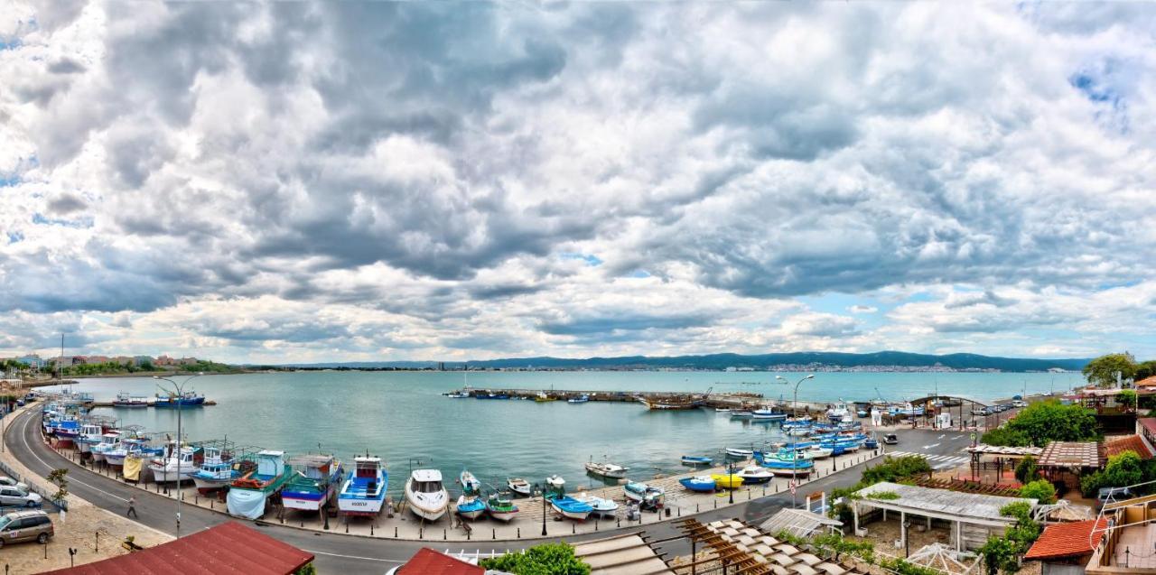 Panorama Blue Family Hotel And Free Parking Nesebar Esterno foto